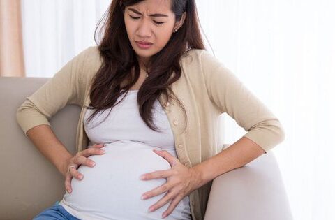 Cách xử lý khi bà bầu có dấu hiệu chuyển dạ trong dịp Tết