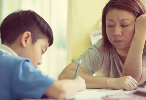 Xem bi kịch của 2 học sinh giỏi trên truyền hình, tôi hối hận vì ép con mình học ở trường cấp 2 tốt nhất