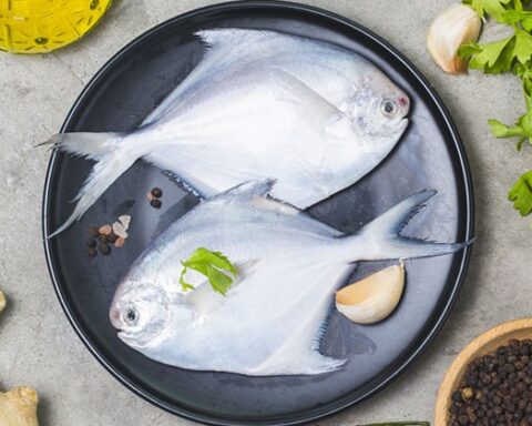 Tạp chí “Ung thư vú” chỉ ra 9 “thực phẩm vàng” phụ nữ nên ăn để giảm nguy cơ ung thư vú