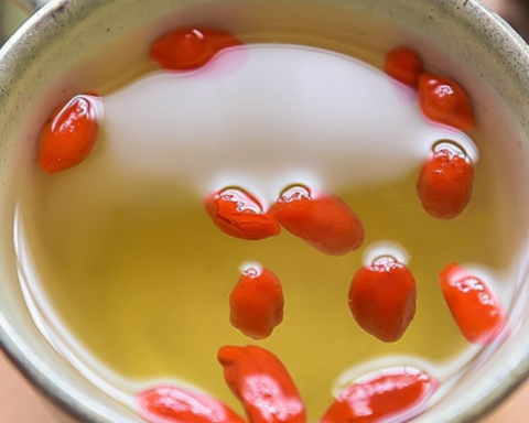 “3 trắng” gây tổn thương thận, “2 đỏ” bổ thận cần dùng nhiều: Ai tận dụng ắt khỏe mạnh, giảm lo suy thận, sỏi thận