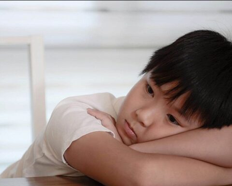 Khảo sát nghề nghiệp cha mẹ có con trầm cảm, giáo sư phát hiện sốc: 1 nghề không ai ngờ tới lại dẫn đầu