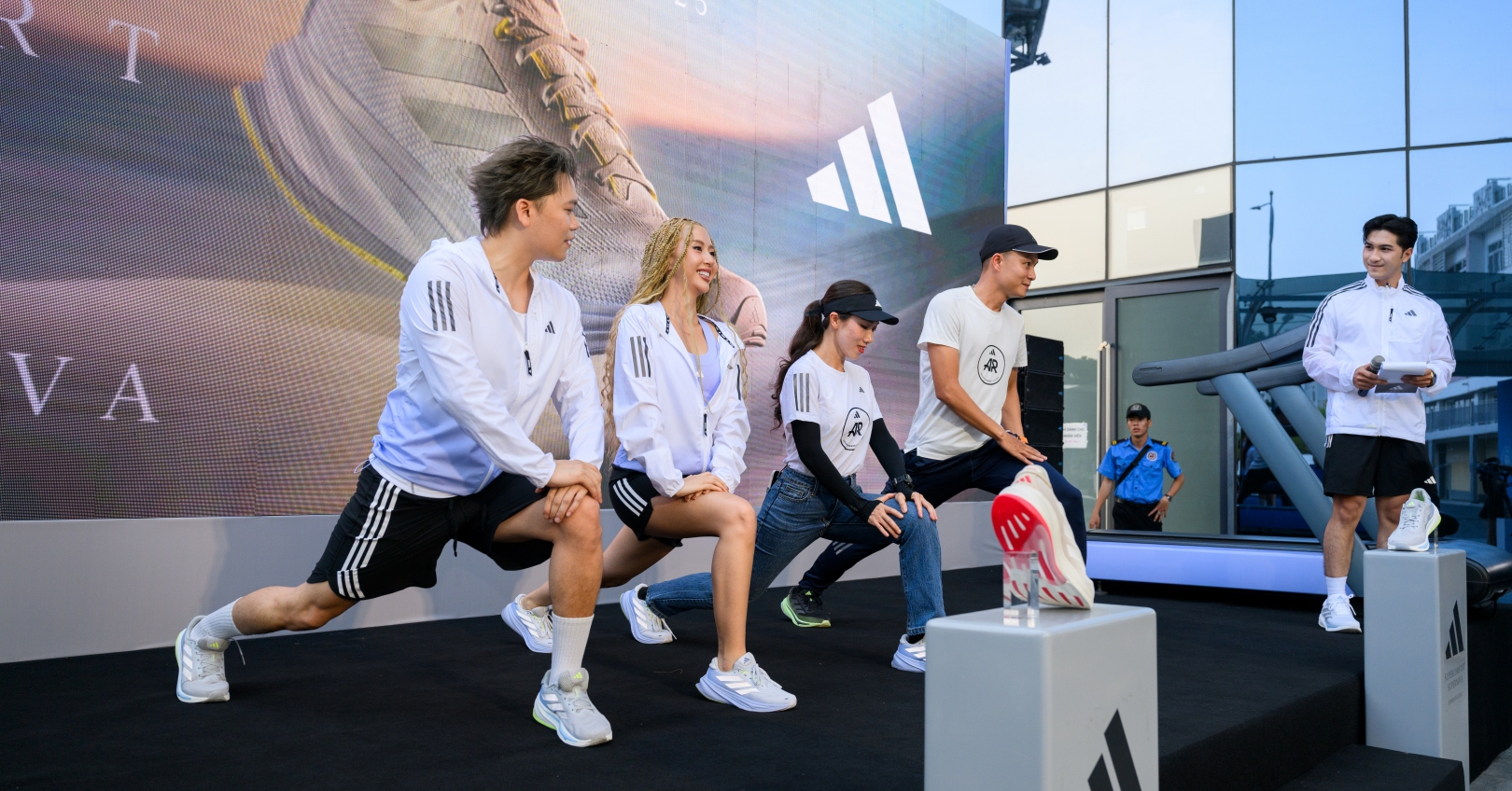 adidas ra mắt mẫu giày chạy tối ưu sự thoải mái, khuyến khích phụ nữ tập luyện chăm sóc bản thân