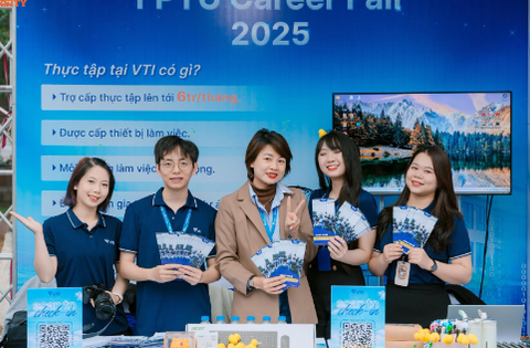 Hơn 5000 sinh viên “đổ bộ” FPTU Career Fair 2025 – Ngày hội việc làm lớn nhất trong năm của Trường Đại học FPT