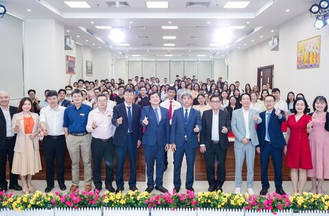 Chương trình thạc sĩ UEF: Học thực chiến, mở đường thăng tiến