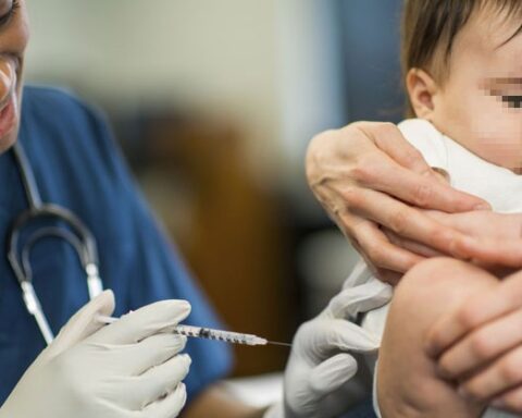 Bé gái 4 tuổi qua đời vì bệnh sởi, lý do từ 1 sai lầm của cha mẹ: BS chuyên khoa Nhi cảnh báo