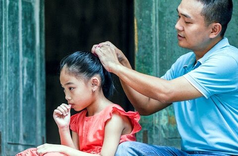 Cuộc đối thoại giữa cha và con như sự trừng phạt dành cho nhiều phụ huynh: Mối nguy hiểm của giáo dục là đây!