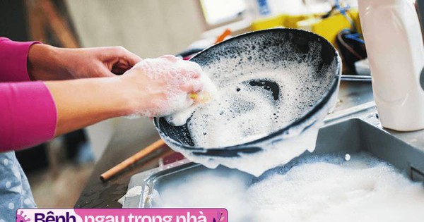 Rửa bát kiểu này khác gì “đầu độc” cả nhà mỗi ngày, 90% gia đình mắc phải mà không hề hay biết