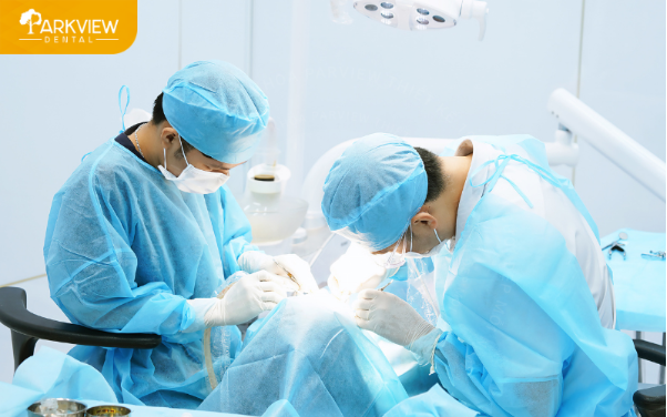 Hành trình tìm lại nụ cười bằng trồng răng implant với nha khoa Parkview Dental- Ảnh 1.
