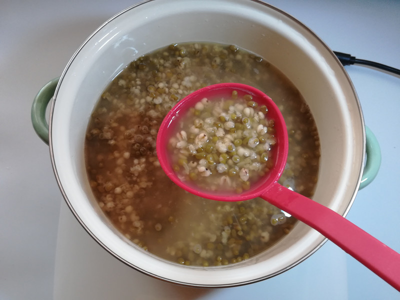 2 món cháo dễ nấu vừa giúp dưỡng da đẹp mịn lại thải độc cơ thể, bạn nên ăn thường xuyên vào bữa sáng- Ảnh 12. 2 món cháo dễ nấu vừa giúp dưỡng da đẹp mịn lại thải độc cơ thể, bạn nên ăn thường xuyên vào bữa sáng- Ảnh 12.