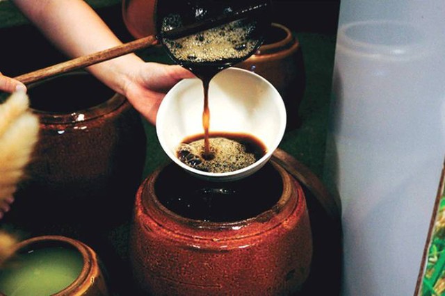 2 Hoa hậu Việt gội đầu bằng thứ nước rẻ tiền: Giúp chống rụng tóc, mọc tóc con cực đỉnh, phụ nữ nên học theo- Ảnh 5. 2 Hoa hậu Việt gội đầu bằng thứ nước rẻ tiền: Giúp chống rụng tóc, mọc tóc con cực đỉnh, phụ nữ nên học theo- Ảnh 5.