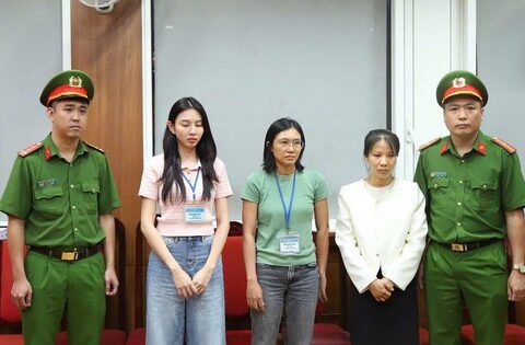 Ngoài Hoa Hậu Nguyễn Thúc Thuỳ Tiên, 4 đối tượng khác cùng bị khởi tố là những ai?