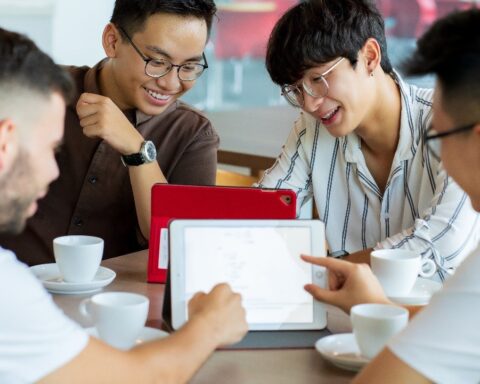 Lọt top 10 thế giới về người dùng mạng xã hội: Việt Nam đang là “sân chơi” lớn cho marketer kỹ thuật số