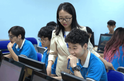 Trường Đại học Thành Đô: Ứng dụng mạnh mẽ trí tuệ nhân tạo trong giáo dục thực tiễn