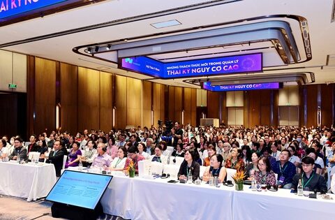 Phương pháp “Chuyển dạ dưới nước” lần đầu tiên được triển khai tại Việt Nam