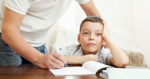 Tăng động giảm chú ý: Cẩm nang cho cha mẹ và giáo viên