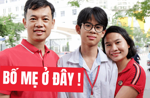 Phụ huynh Hà Nội trong kỳ thi căng thẳng bậc nhất: “Tôi ở đây cả sáng, để con thi xong thấy bố mẹ đầu tiên!”