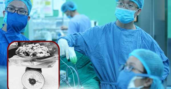 Người phụ nữ hơn 1 thập kỷ “sống chung” với u xơ tử cung nặng gần 1.5kg