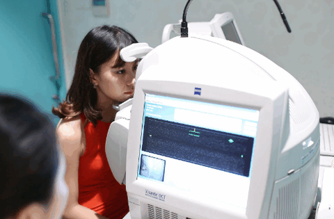 SILK – Mổ cận bằng laser năng lượng thấp: Giải pháp hiện đại cho người năng động