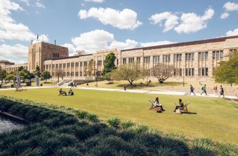 Học bổng lớn cho sinh viên Việt Nam học 18 đại học hàng đầu Australia, Canada, New Zealand