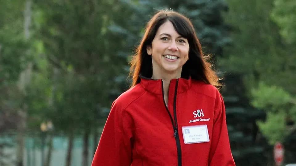 Vợ cũ tỷ phú Amazon cùng 4 người con đang ở đâu giữa siêu đám cưới được cả thế giới quan tâm?- Ảnh 3.