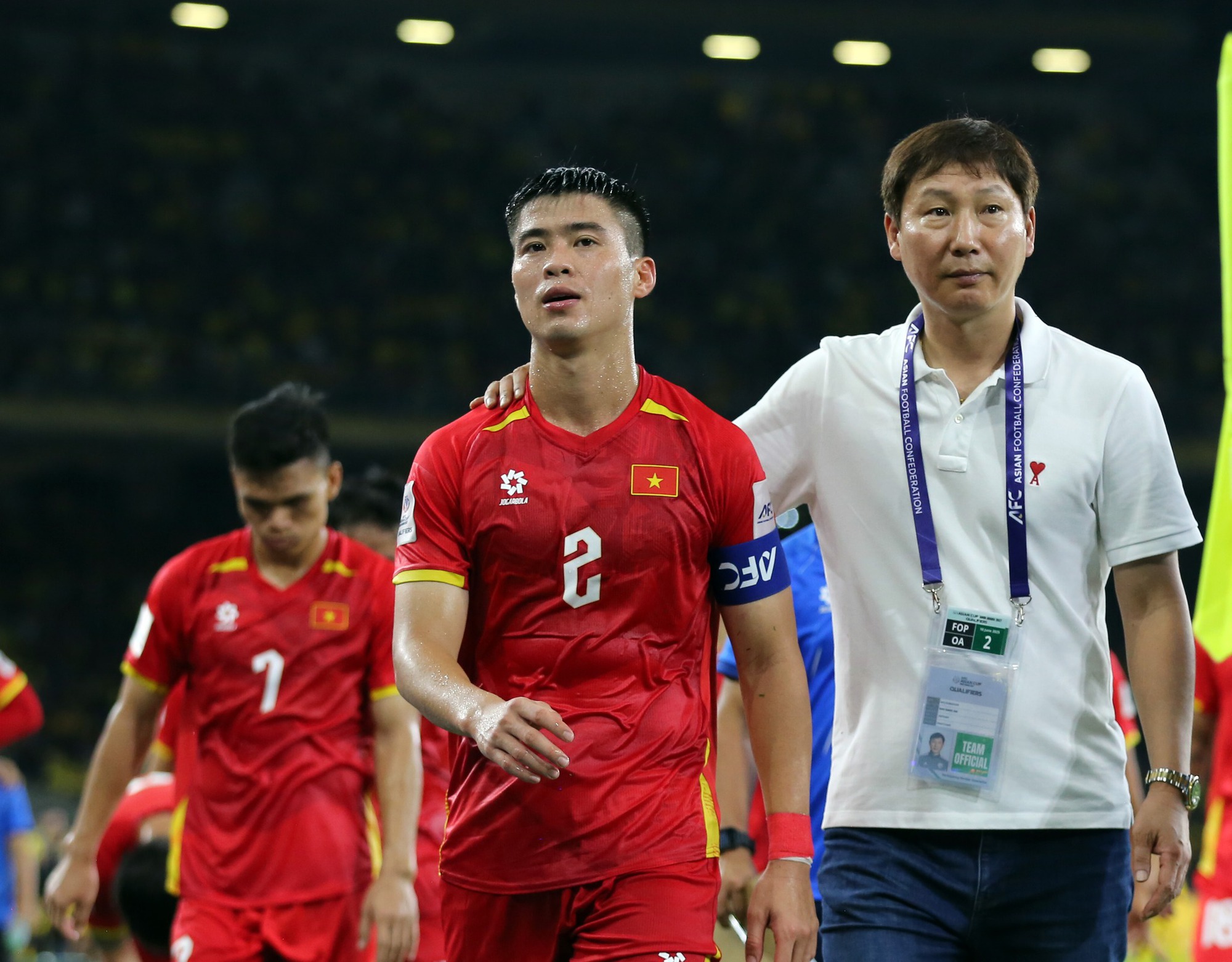 Căng rồi: Thua thảm 0-4 Malaysia, đội tuyển Việt Nam tụt dốc không phanh trên bảng xếp hạng FIFA- Ảnh 1.