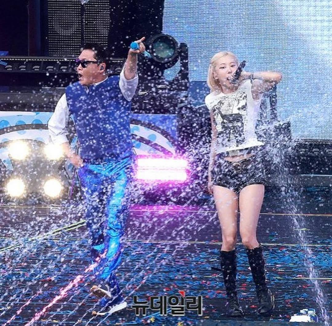 “Luỵ” mưa Hà Nội, G-Dragon sang Hàn đốt cháy sân khấu dưới làn nước, mỹ nhân hát hay nhất BLACKPINK cũng tham gia!- Ảnh 6. “Luỵ” mưa Hà Nội, G-Dragon sang Hàn đốt cháy sân khấu dưới làn nước, mỹ nhân hát hay nhất BLACKPINK cũng tham gia!- Ảnh 6.