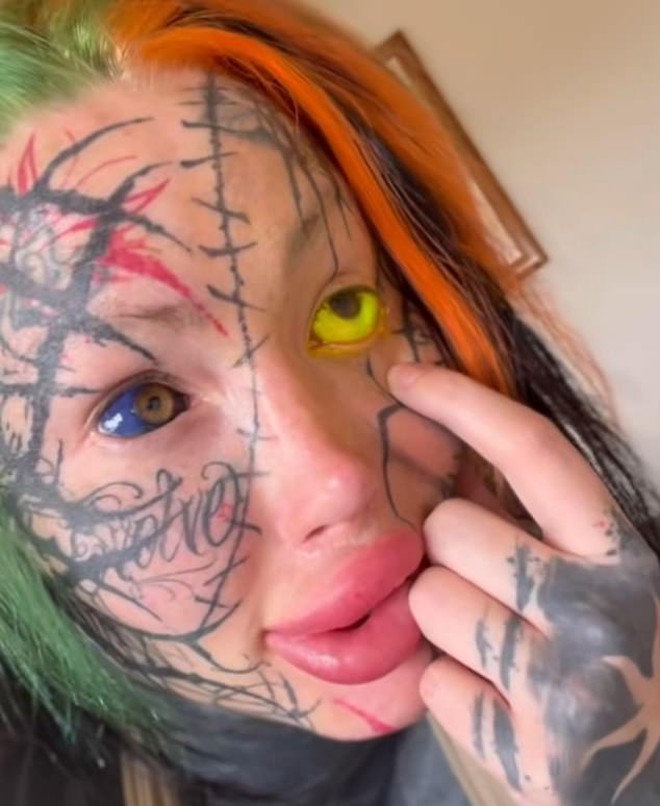 Mạo hiểm xăm nhãn cầu vì muốn thành 