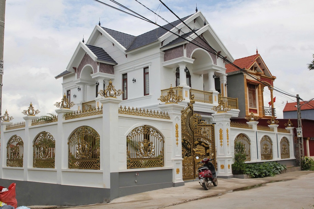 Cận cảnh biệt thự ở Bắc Ninh của đối tượng cầm đầu nhóm lửa đảo xuyên quốc gia, chiếm đoạt hơn 2.000 tỷ đồng- Ảnh 2.