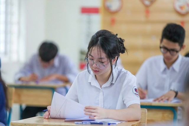 Phát hiện loạt thí sinh thi lớp 10 có triệu chứng Phát hiện loạt thí sinh thi lớp 10 có triệu chứng