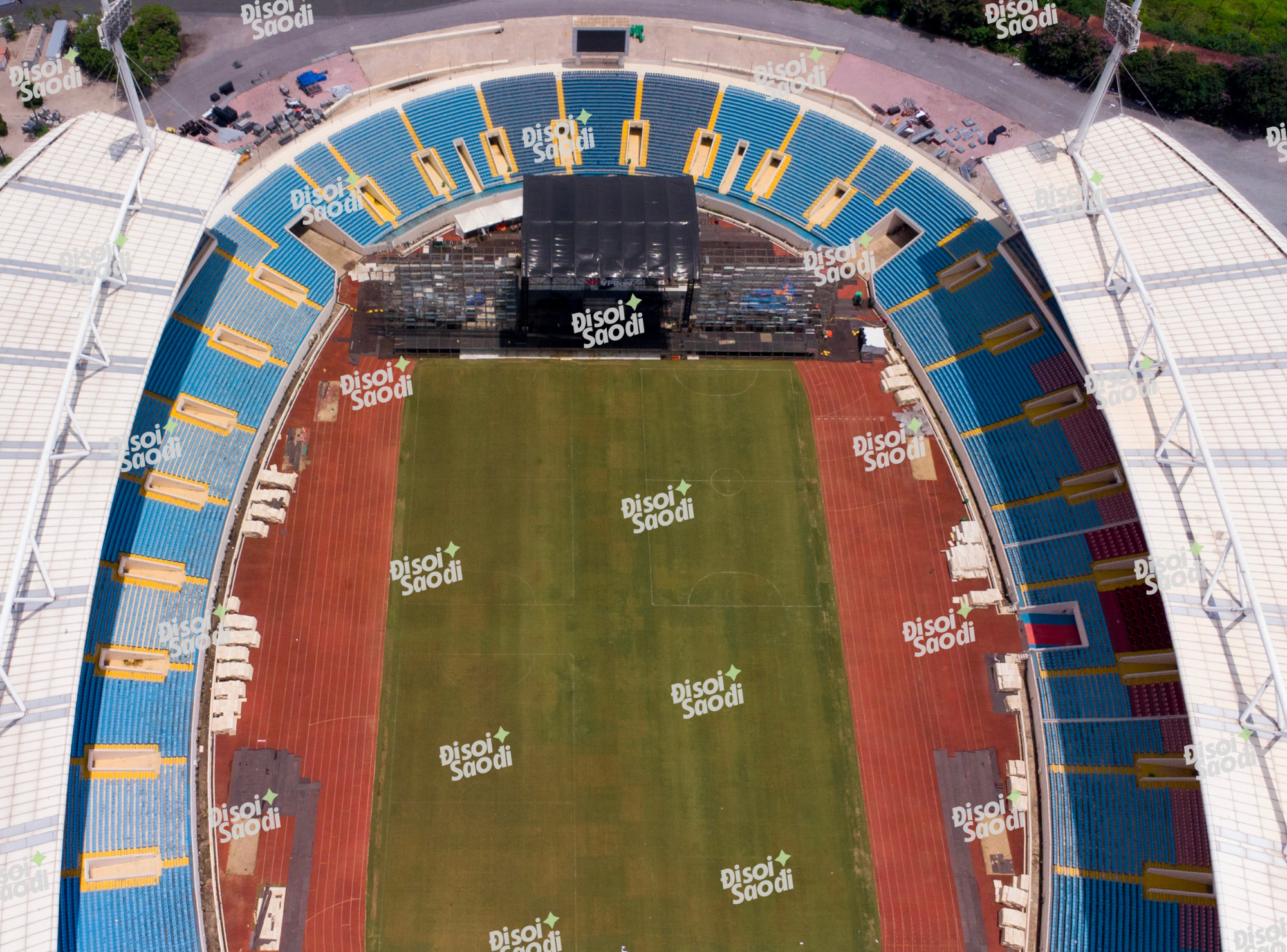 ĐỘC QUYỀN: Siêu sân khấu mega concert có G-Dragon đang được dựng tại Mỹ Đình, chỉ còn 5 ngày nữa Việt Nam sẽ đón 