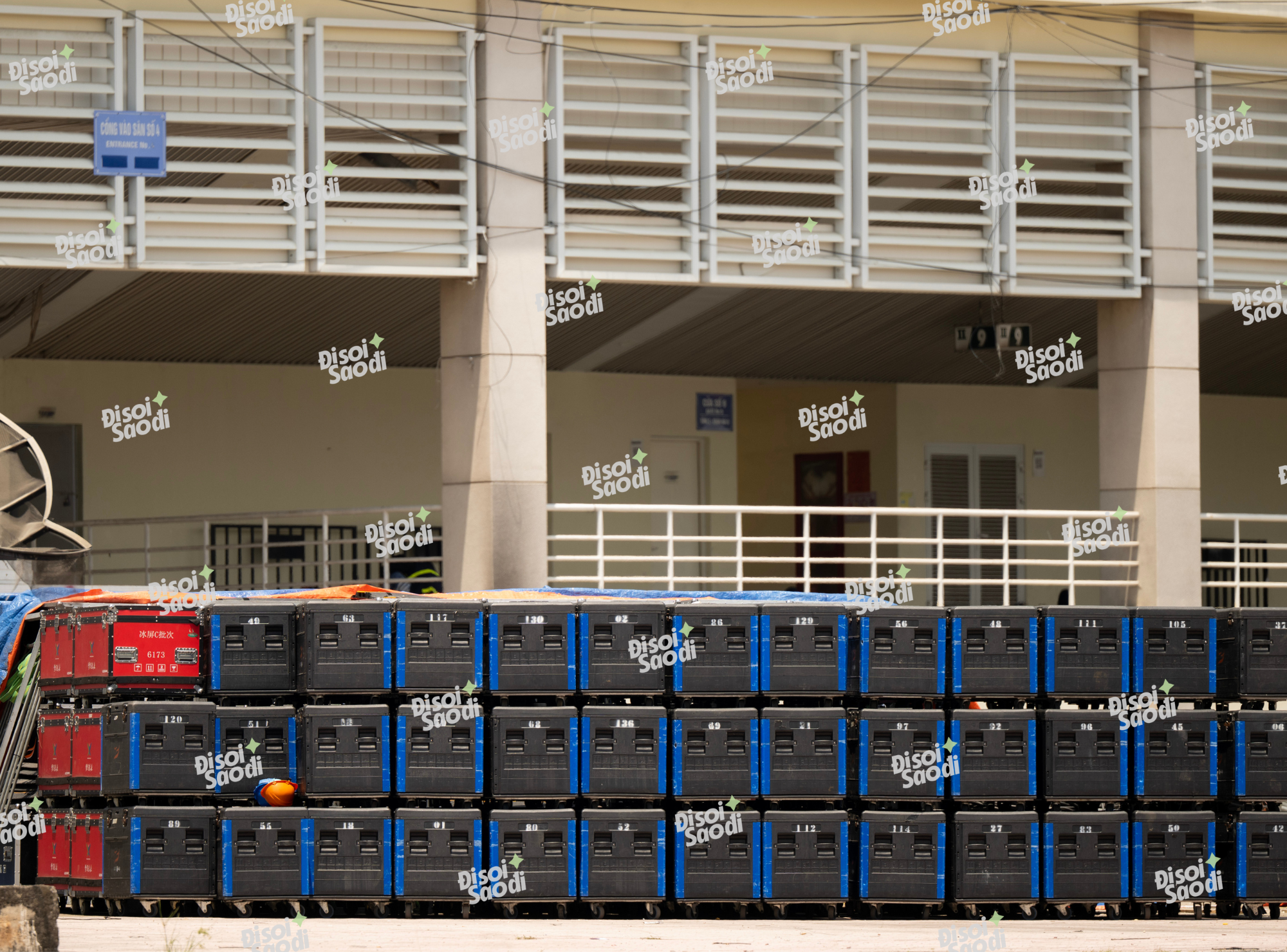 ĐỘC QUYỀN: Siêu sân khấu mega concert có G-Dragon đang được dựng tại Mỹ Đình, chỉ còn 5 ngày nữa Việt Nam sẽ đón 