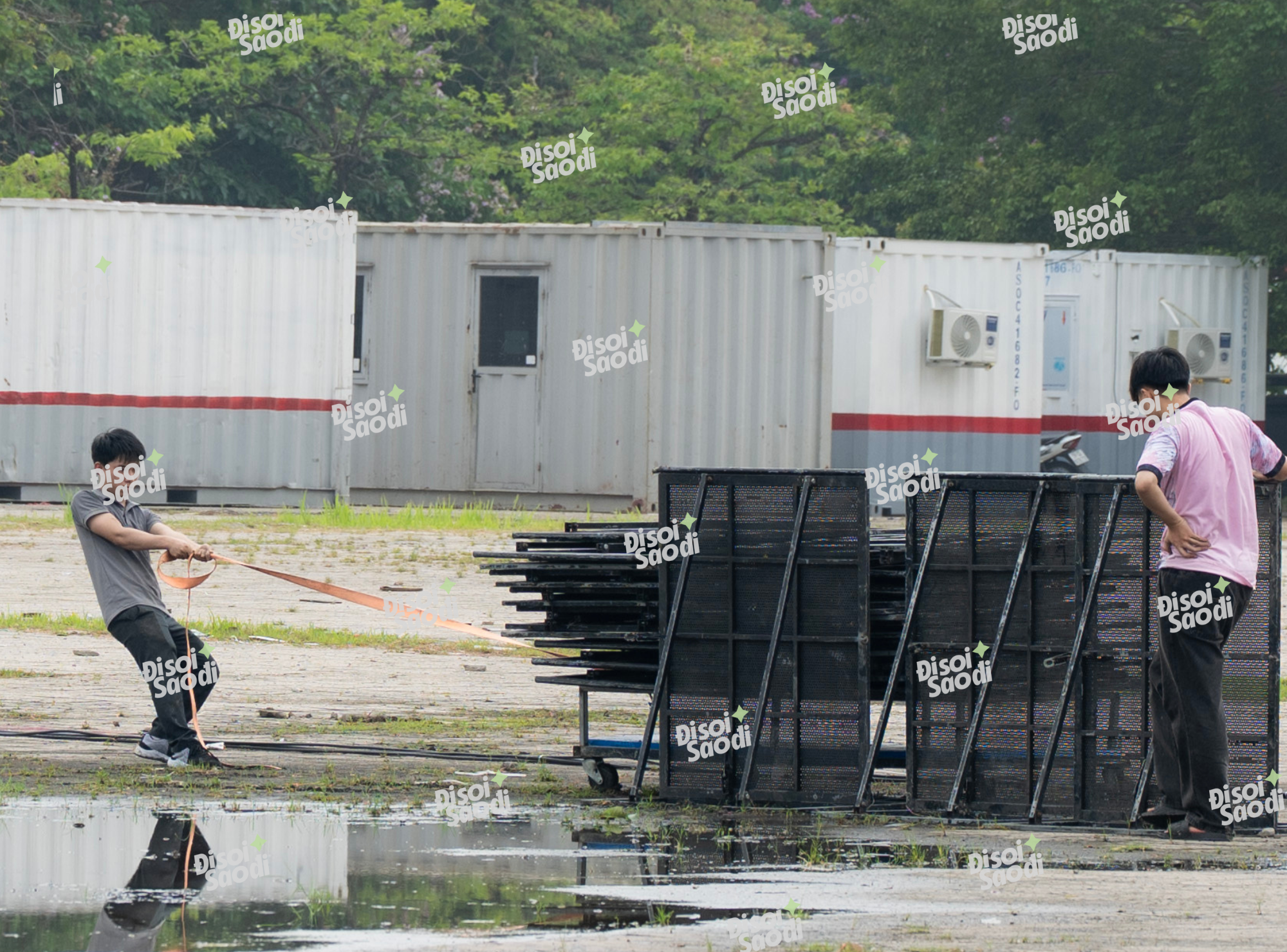 ĐỘC QUYỀN: Siêu sân khấu mega concert có G-Dragon đang được dựng tại Mỹ Đình, chỉ còn 5 ngày nữa Việt Nam sẽ đón 