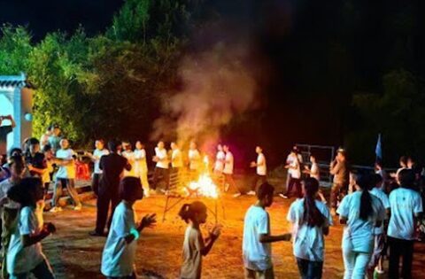 Bí mật rùng mình đằng sau 1 TRẠI HÈ: Phụ huynh phát hiện chân tướng từ tin nhắn bị thu hồi vội vã