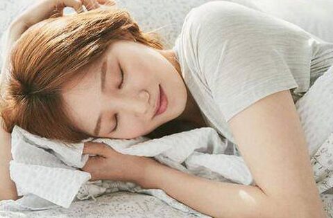 Ngủ đúng giờ này, mạch máu sẽ biết ơn bạn suốt đời, tim mạch yên tâm giảm nguy cơ bệnh tật thấp nhất