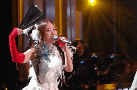 Phương Mỹ Chi khiến tài tử Hoàn Châu Cách Cách sững người, không khép miệng nổi trên truyền hình Trung Quốc