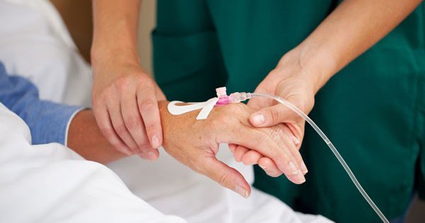 Cách kiểm soát phù bạch huyết ở bệnh nhân ung thư vú