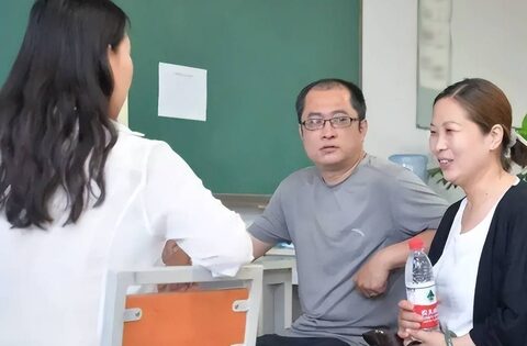 Kết thúc cuộc họp, cô giáo nhắc phụ huynh 6 câu: Nhiều người về làm theo, ai ngờ con cái thay đổi chóng mặt