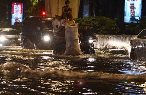 Những hình ảnh ban đầu cho thấy sức tàn phá của bão Wipha: Gió giật lên tới 125km/h, nhiều cảnh báo khẩn đã được đưa ra