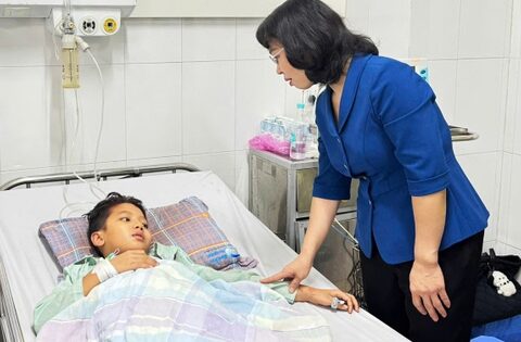 Quảng Ninh nhận đỡ đầu trẻ mồ côi vụ đắm tàu du lịch ở Hạ Long