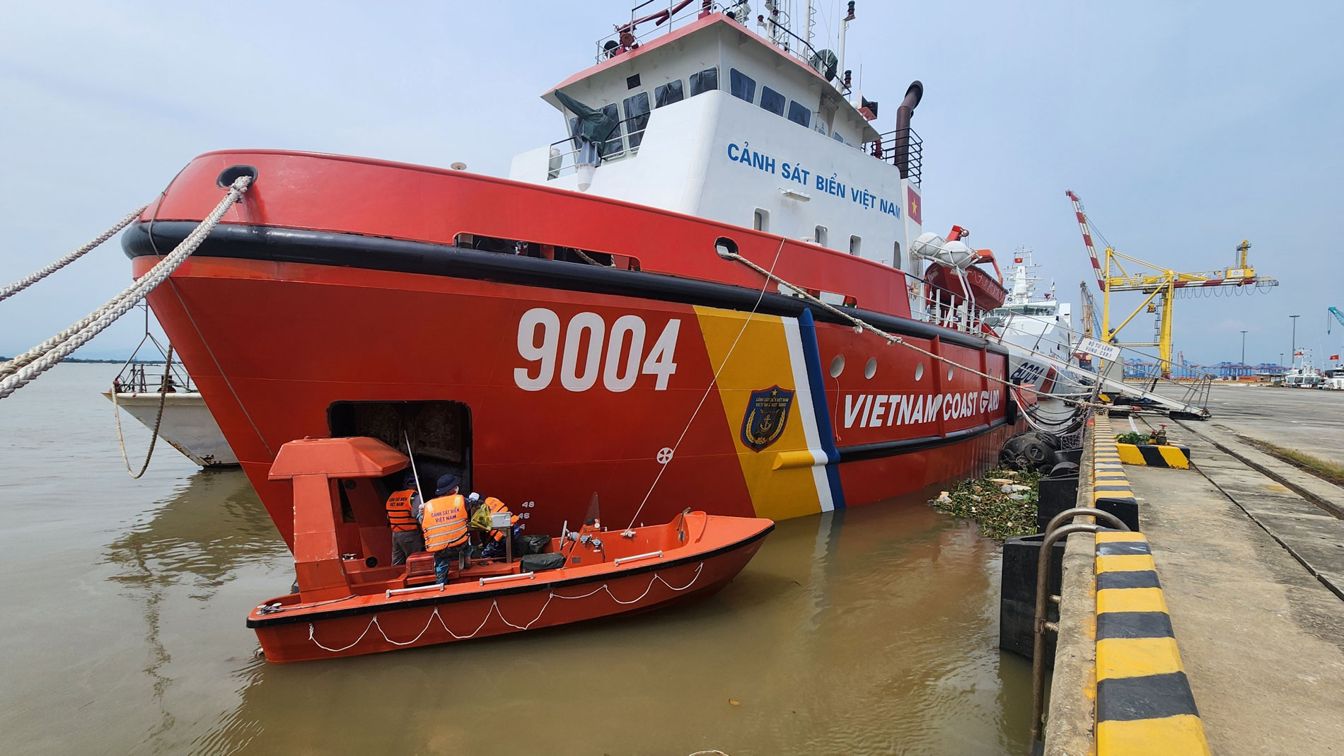 Tin mới nhất về diễu binh, diễu hành Quốc khánh 2/9: Lần đầu có cả tàu ngầm, tàu nổi Hải quân tham gia- Ảnh 3.