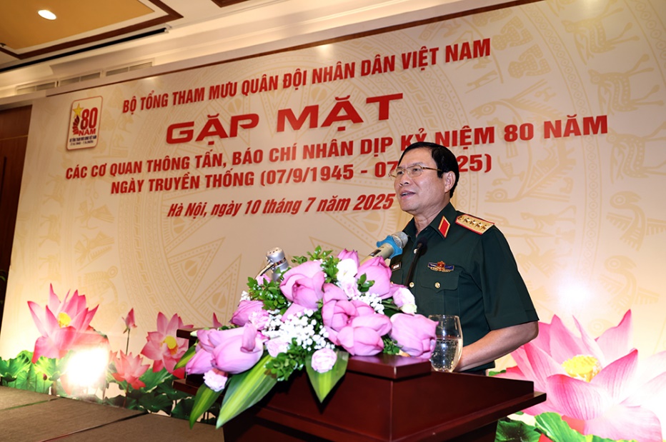 Tin mới nhất về diễu binh, diễu hành Quốc khánh 2/9: Lần đầu có cả tàu ngầm, tàu nổi Hải quân tham gia- Ảnh 1.