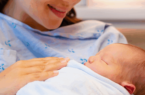 Sản phụ sau sinh mổ cần ăn uống, kiêng khem như thế nào?