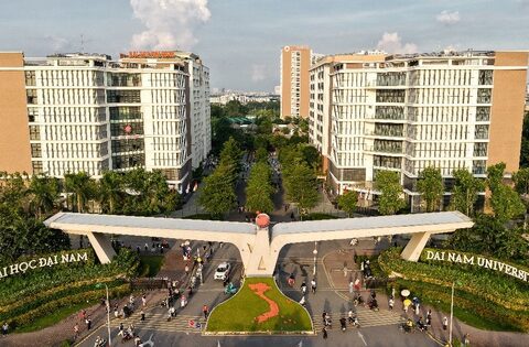 Học bổng tài năng 100% học phí, hỗ trợ sinh hoạt 720 triệu cho tân sinh viên