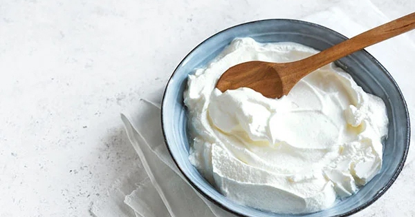 Ăn sữa chua Hy Lạp mỗi sáng trong 1 tuần, tôi bất ngờ nhận ra 4 thay đổi lớn trong cơ thể