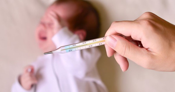 Sốt phát ban ở trẻ sơ sinh và cách nhận biết
