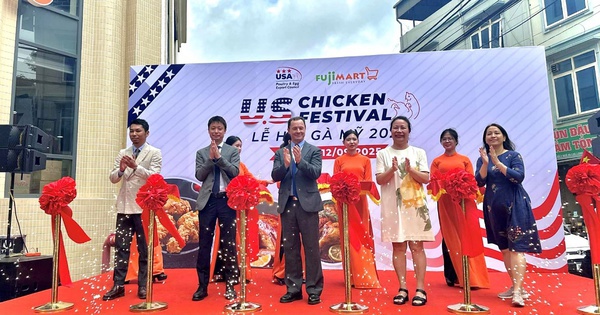 FujiMart chiêu đãi Lễ hội Gà Mỹ với khuyến mại lớn