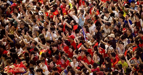 Hà Nội lúc này, đông kỷ lục!