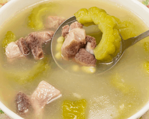 Khó ngủ, cáu gắt cả đêm? Chị em thử ngay 3 món ăn mát gan, ngủ sâu tới sáng