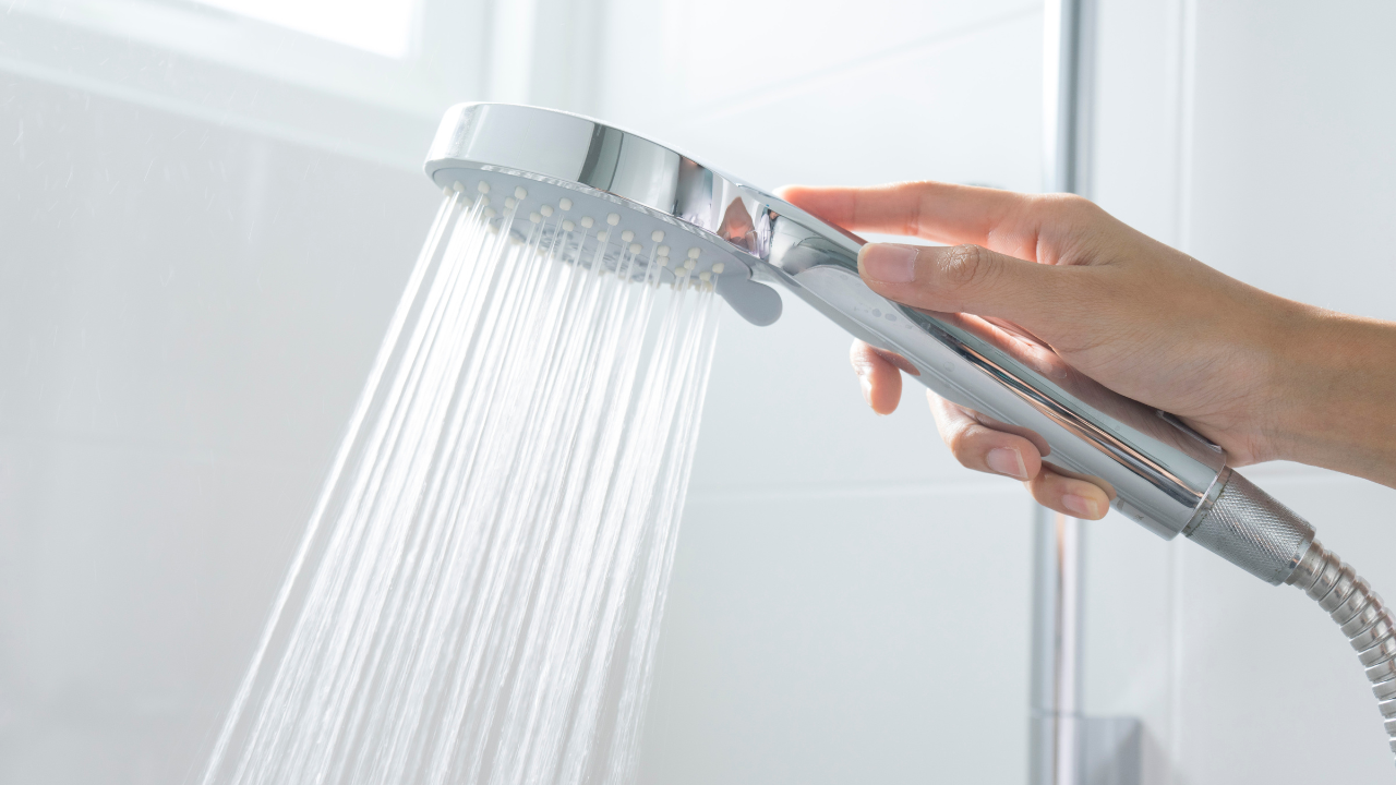 Những vấn đề cần lưu ý sau khi sinh mổ các bà mẹ cần biết- Ảnh 2.