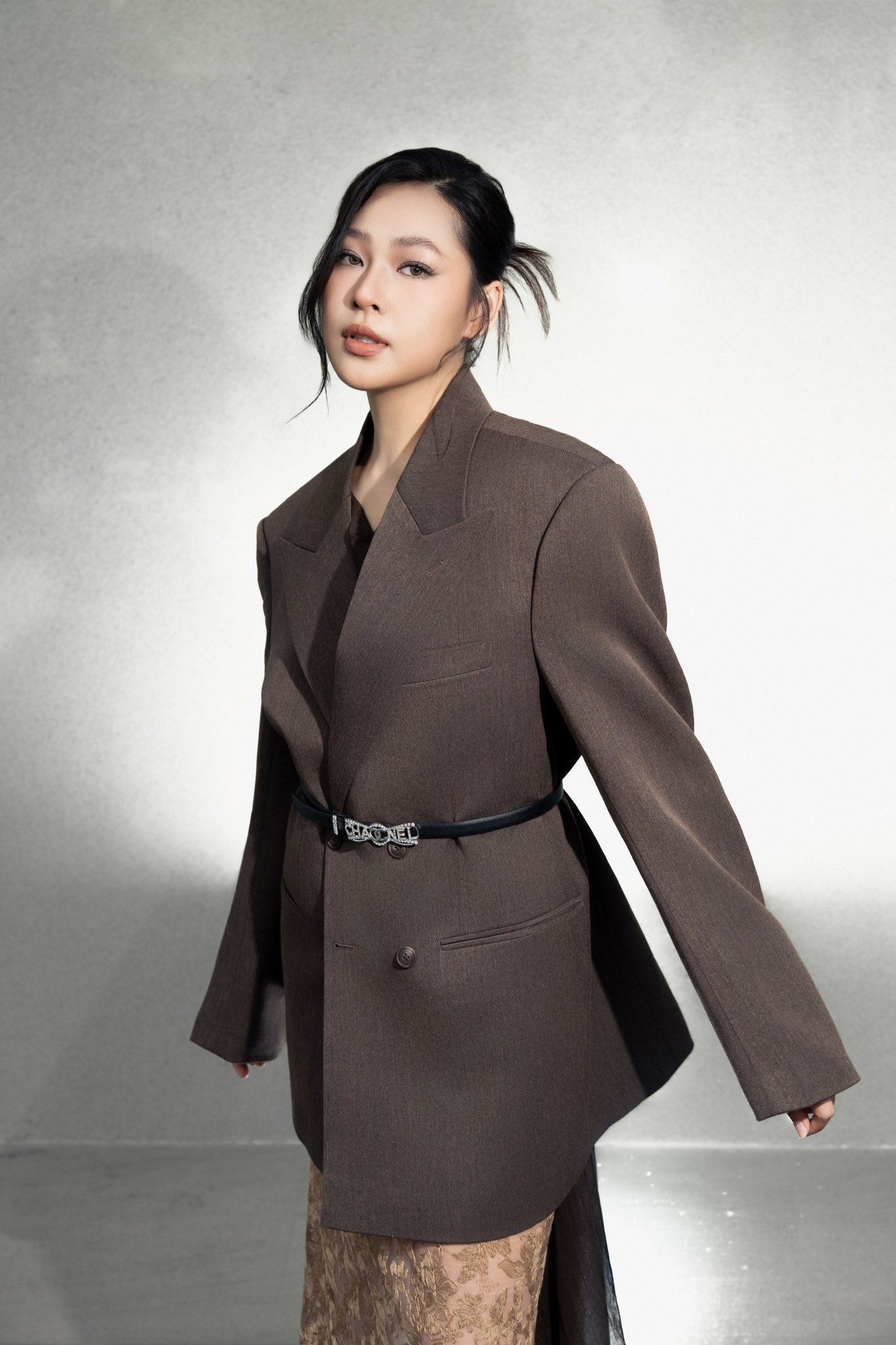 Xuất hiện nữ diễn viên vào vai của Thùy Tiên ở phim Chốt Đơn, là ai mà netizen chê bai gay gắt?- Ảnh 2.